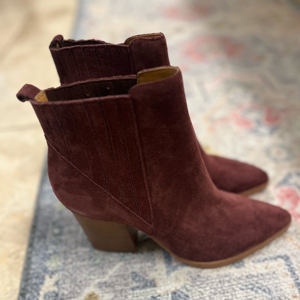 Marc Fisher Womens Brown Suede Pointed Toe Alva  Heel Ankle Bootie Size 9 M